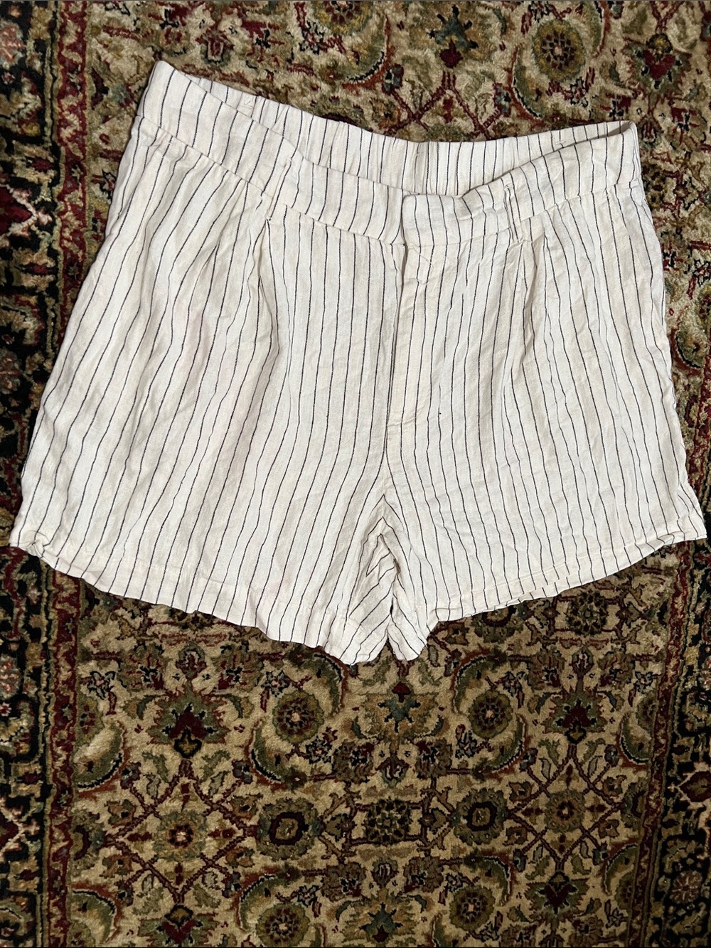 a new day White Linen-Blend High Waist Pinstripe Shorts Size 16 New Without Tags